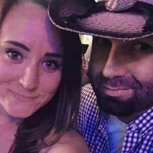 Meet your Posher, Cara